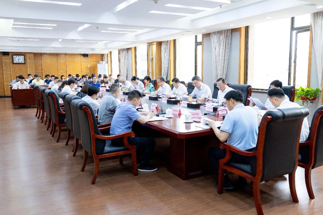 湖北省检察院召开党组（扩大）会 以案为鉴 警钟长鸣 铁腕纠治违规吃喝顽瘴痼疾