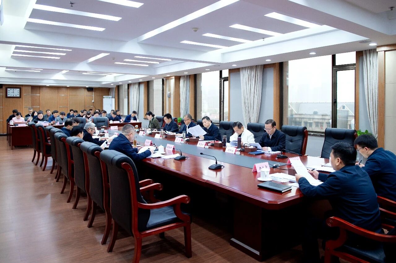 湖北省检察院召开党组扩大会传达学习全国两会精神